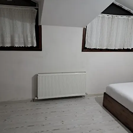 شقة 4,e Aksemsettin Mh Sari Abdullah Efendi Sk 11 N 1,2,3 اسطنبول