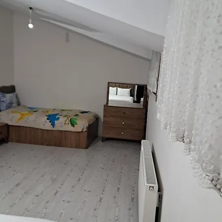 4,e Aksemsettin Mh Sari Abdullah Efendi Sk 11 N 1,2,3 Apartament *